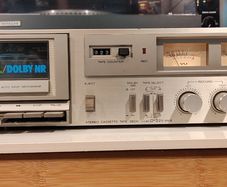 Hitachi D22S Mk II Cassette tape deck