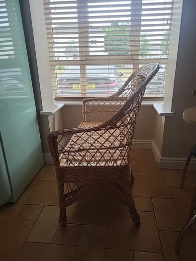 Wicker Seat - Free must be collected today.