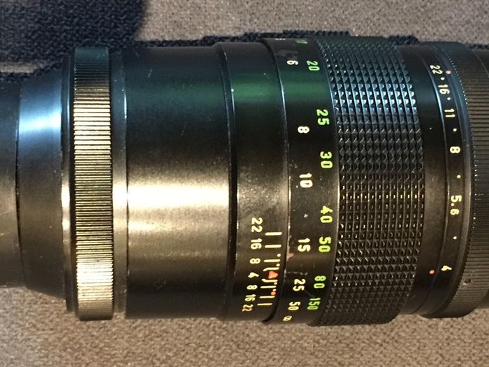 Vintage lens Pentacon 200 mm, f.4. Bokeh monster.