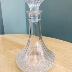 Medium Sized Crystal Decanter