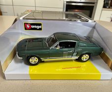 Ford Mustang GTA Fastback 1/18 Burago Ultra Rare