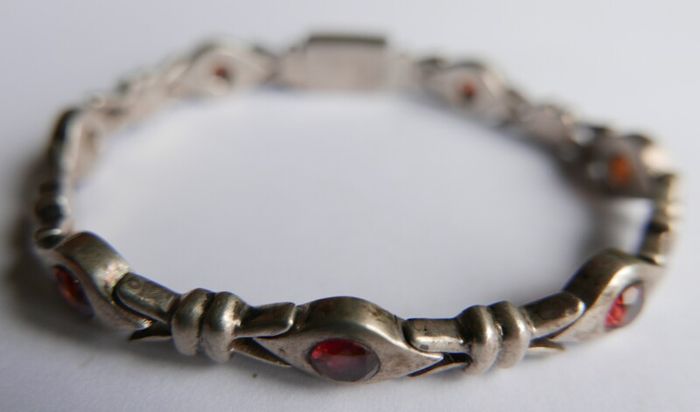 Vintage Natural Garnet and Sterling Silver 925 Bracelet, hallmarked Bracelet. length 7,5" - 26,1g