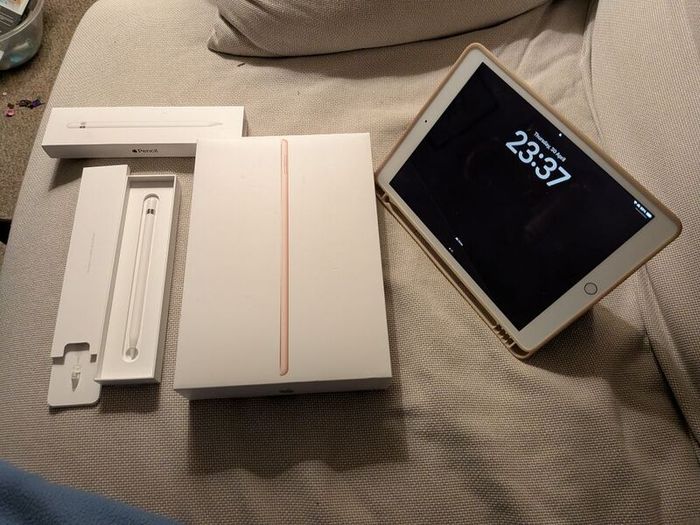 iPad 8th Generation plus Apple Pencil