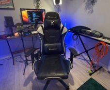 X Rocker Gaming Chair with Cushions (Like New)