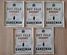 Lot of 5 Vintage  Sandeman  Dry pale Sherry Medium Dry label