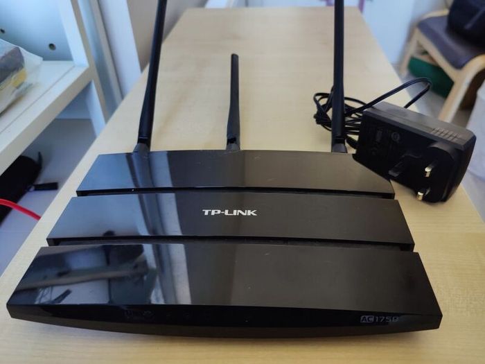 Tp-link AC1750 Wifi with Openwrt installed