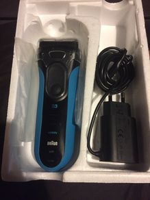 Braun Series 3040 Wet And Dry Electric Shaver with trymer