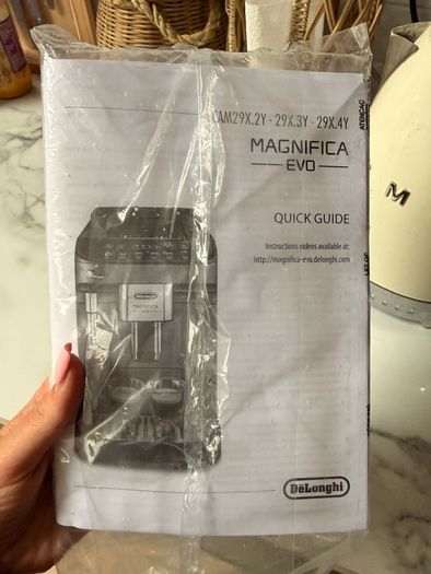 DeLonghi Magnifica Evo Bean to Cup Coffee Machine
