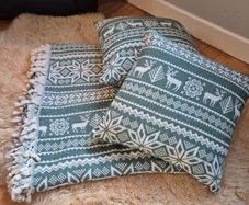 Throw + throw pillows - BOGO 50%