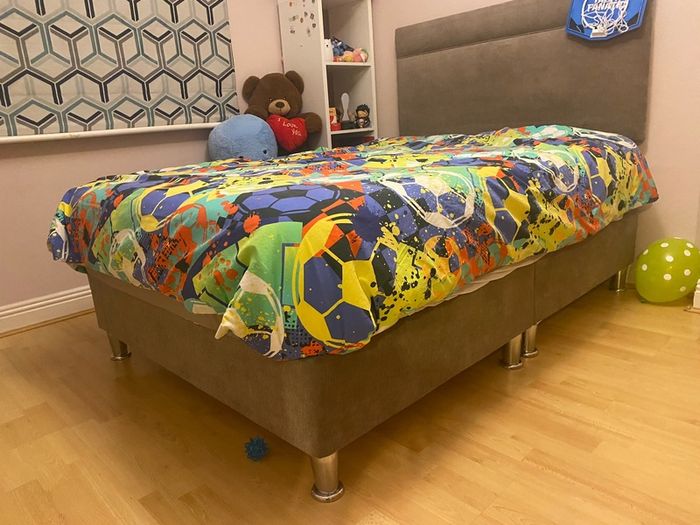 Double Bed (small)