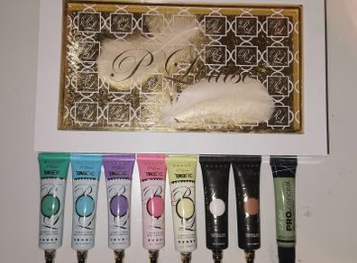 P. Louise Make Up Set
