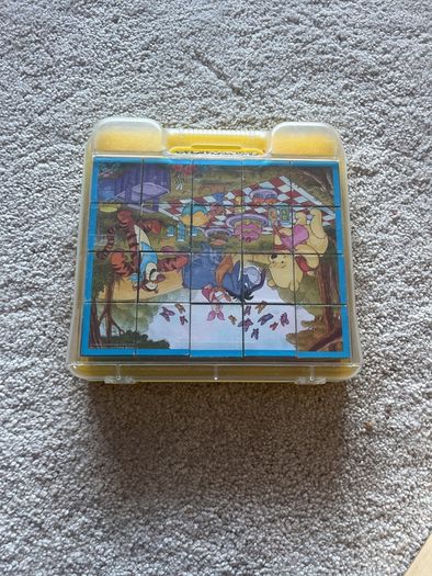 Junior Disney Winnie the Pooh cube jigsaw