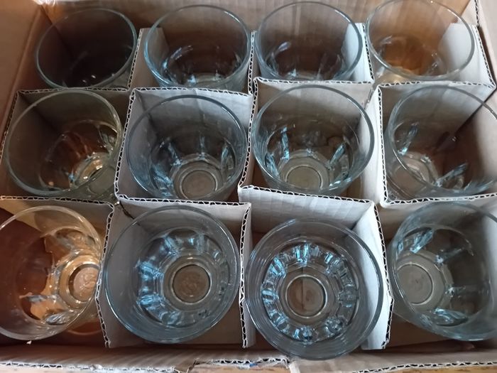 12 x 5oz tumblers