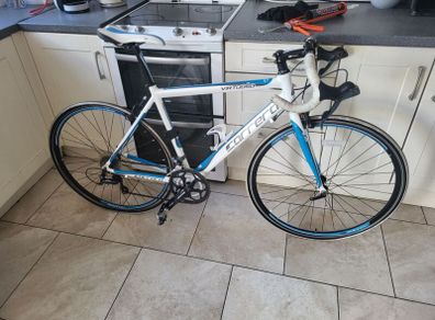 Carrera race bike