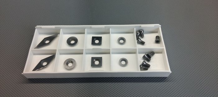 Woodturning carbide inserts