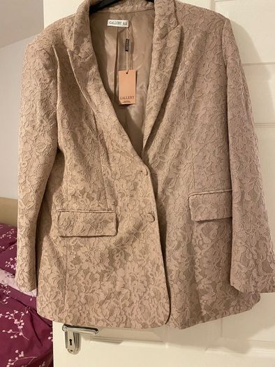 New Lilac Lace blazer size 20