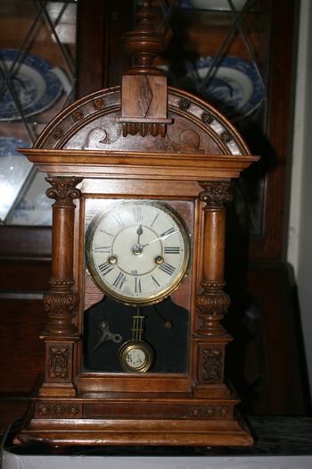 Antique Wood Carved P.H. S. 1800s Mantel Clock (in working order -  the clock doesn't ring) 21,5" x 11"