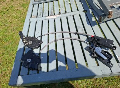 Ford Mondeo  Central Locking Mechanisms x2