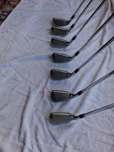Cleveland HB3 irons set 4-PW