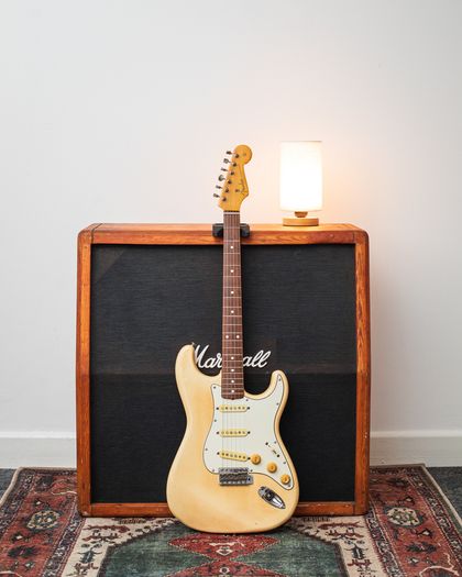 Fender Stratocaster ST62-55 JV Serial 1982-1984 - Olympic White