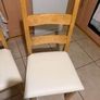 2 chairs Image 2