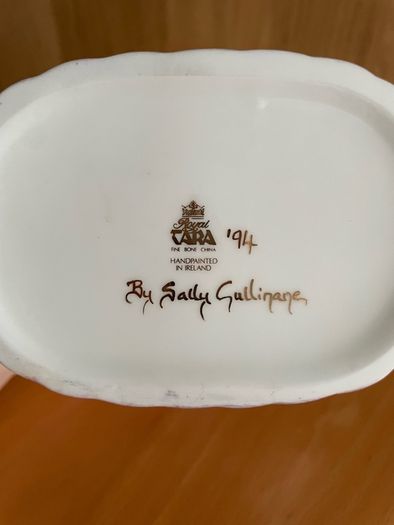 Royal Tara Fine Bone China decorative basket