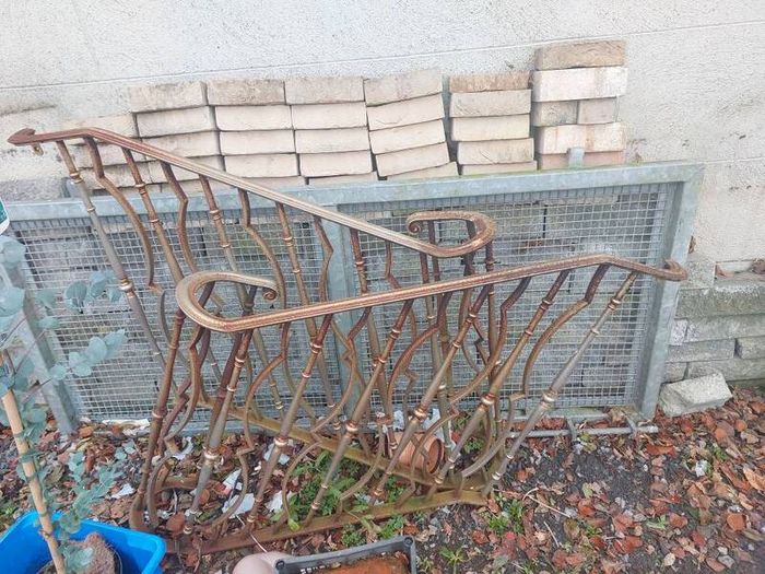 Hand Rail/Step Rails x 2