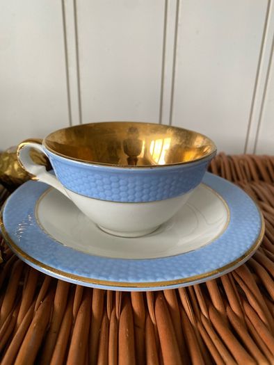 cups  & saucers - vintage china