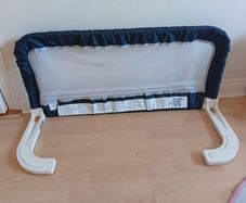 Safety First extendable bed rail