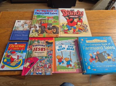 Kids Storybook and Comic Bundle 7 Books