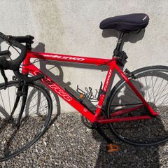 4 Bikes - 2 Mens, 1 Ladies, 1 Kids. Raleigh, Carrera, Reebok & Apollo