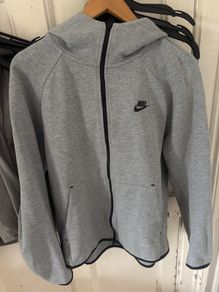 Nike Tech Fleece (Old Season)