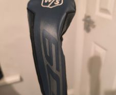 Wilson D9 3 Hybrid