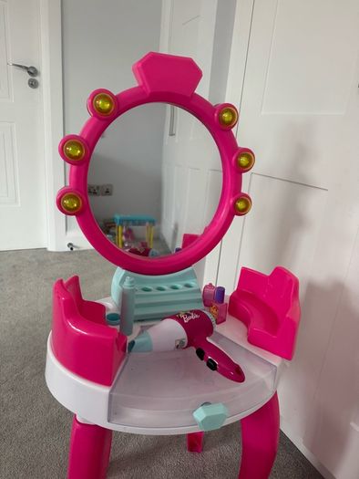 Make up station, table and chair, vanity set, girl