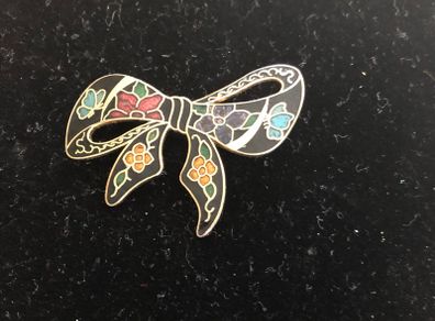 brooch