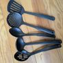BRAND NEW kitchen knife set and block Image 4