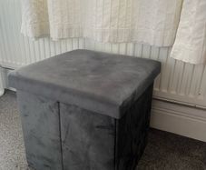 Storage stool / chair with storage