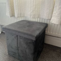 Storage stool / chair with storage