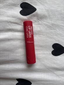 Rimmel lip latex 400 Rimmel red