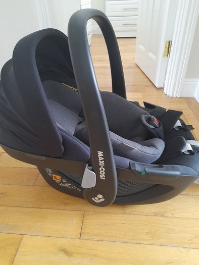 Maxi Cosi Pearl Car seat