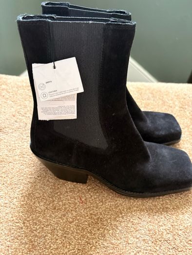 New with tags suede ankle boots Zara