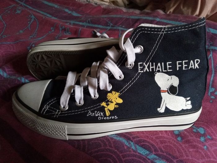 Snoopy and woodstock yoga high tops - size 37
