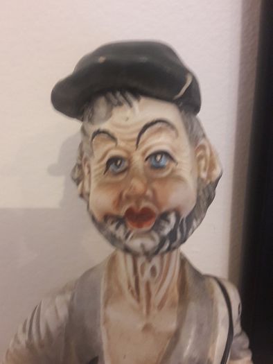vintage capadimonte figure