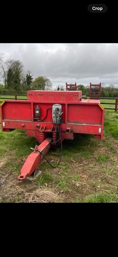 Heavy-Duty Tandem-Axle Low Loader / Bale Trailer