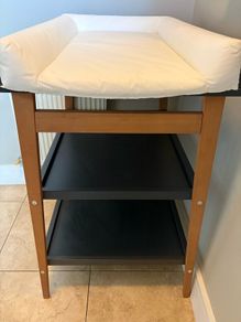 Baby Changing Table (Quax)