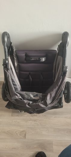 Baby Jogger Buggy Puschchair Three Wheeler