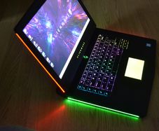 Dell Alienware 15 R3 Gaming Laptop Core i7, SSD + Microsoft Office