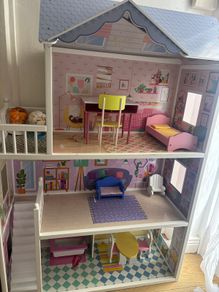 Doll house