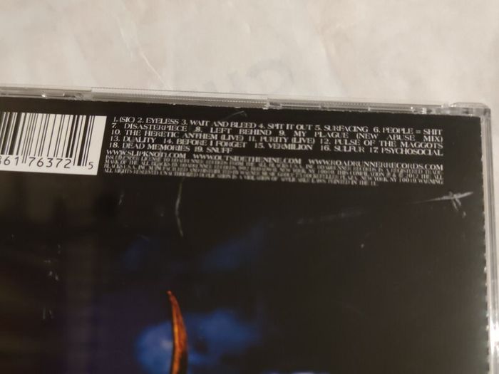 New Slipknot - Antennas To Hell Cd