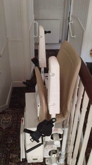 Curved Infinity Stairlift
